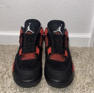 Jordan Retro 4 Red Thunder Size 12